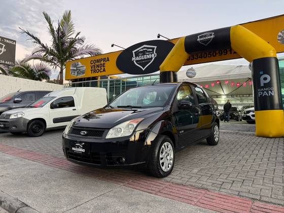 FORD FIESTA 1.6 MPI SEDAN 8V FLEX 4P MANUAL FORD FIESTA 1.6 MPI SEDAN 8V FLEX 4P MANUAL